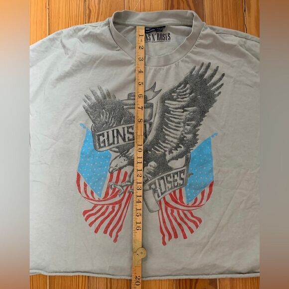 ASOS Design Guns and Roses T-shirt - Picture 4 of 5